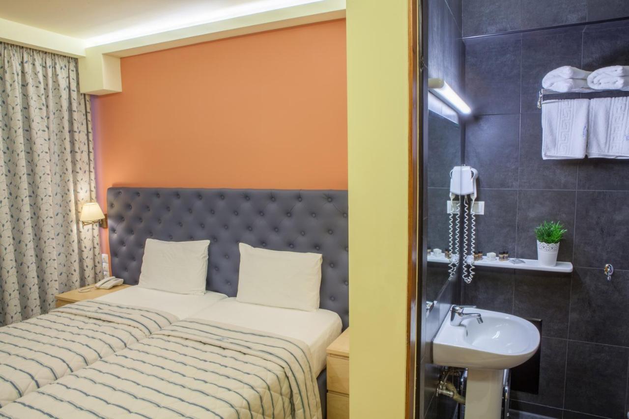 Pitsakis Hotel Tolo Bagian luar foto